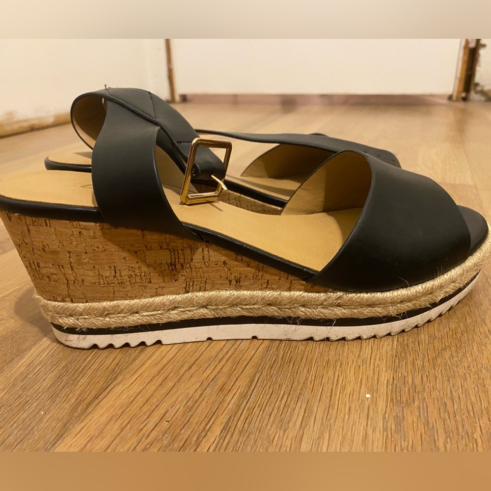 Black wedge sandals.